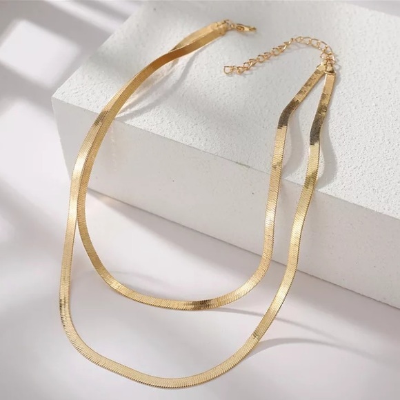 NEW 18k Gold Plated Double-Layered Snake Necklace - Picture 6 of 6